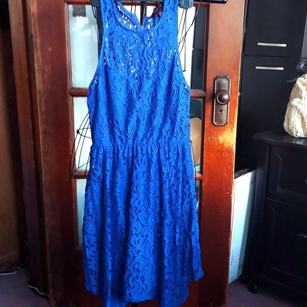 Sleeveless dress